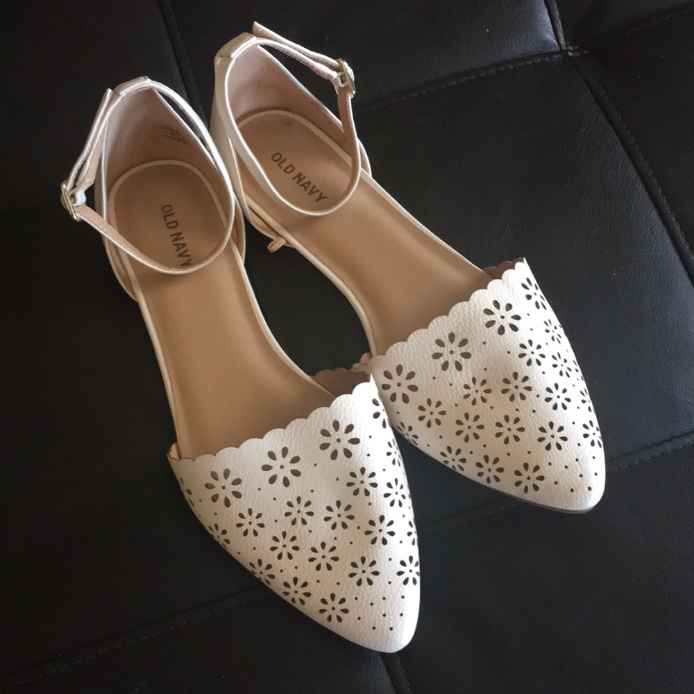 Pointed Flats